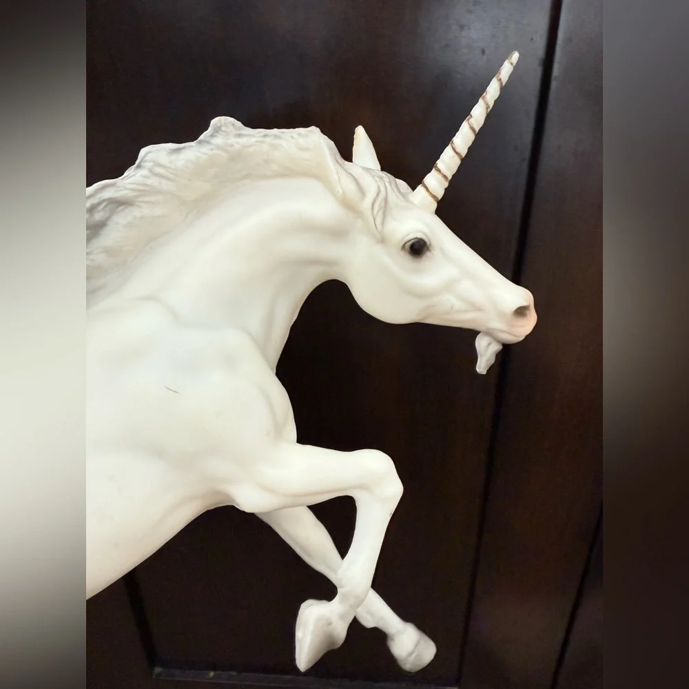 Vintage Breyer #210 Unicorn Running Stallion, a Classic Model from the 1980’s